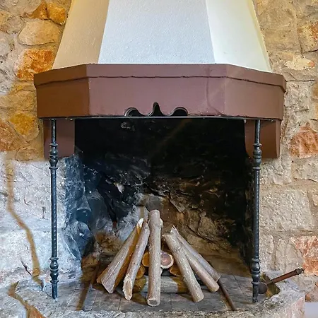 Villa Historic With Pool And Incredible Views On The River And Landmarks