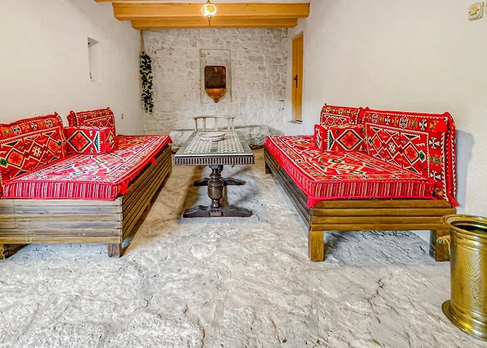 Villa Historic With Pool And Incredible Views On The River And Landmarks Pocitelj