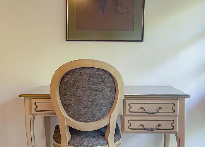 Villa Historic With Pool And Incredible Views On The River And Landmarks *