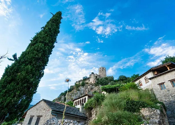 Villa Historic With Pool And Incredible Views On The River And Landmarks *