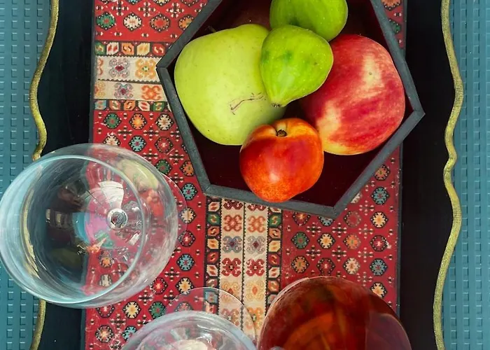 Historic With Pool And Incredible Views On The River And Landmarks Villa